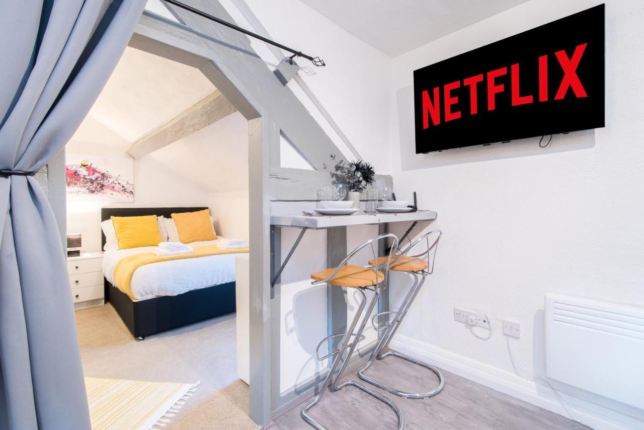 Dd Apartment 8 - Free Parking - Fast Wifi Касл-Донингтон Экстерьер фото